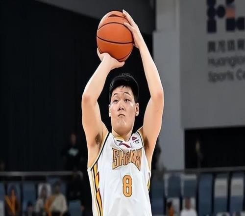 唏噓！張寧上季場(chǎng)均16分無(wú)緣最佳第六人賈明儒場(chǎng)均10.7分成功入圍