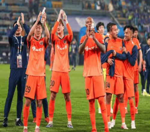 30！中超齊魯德比，海牛大勝泰山，擺脫墊底位置，負分已經抹平