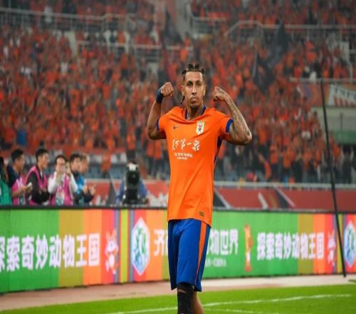 克雷桑神仙球！邊路傳中破門，賽季客場(chǎng)首球，韓鵬面無(wú)喜色