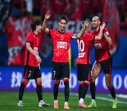 中超最新積分戰(zhàn)報(bào)：浙江隊(duì)4球慘敗，北京國(guó)安爆冷，上海海港大勝