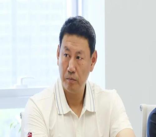 楊毅：李楠是許利民邀請(qǐng)到北京男籃目前還沒有到再入江湖的時(shí)候