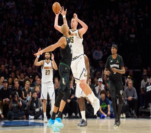 一场92112的溃败，让掘金肠子悔青，马刺要捡漏了，西部悬念不大