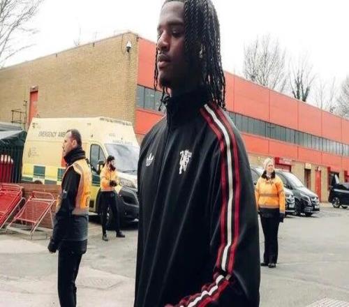 羅馬諾：拉什福德100%想留在巴薩，他相信下賽季能做得更好