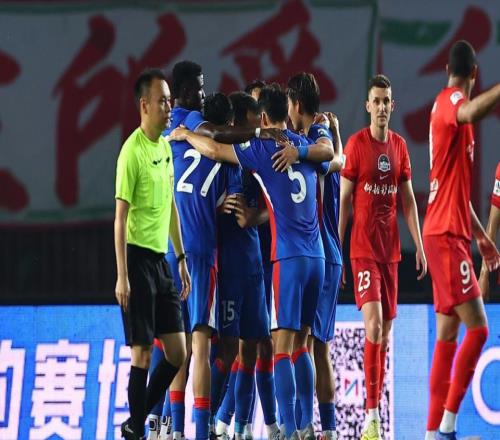 中超形勢(shì)：2豪門奪5連勝蓉城4分領(lǐng)跑僅1隊(duì)仍負(fù)分下輪4場(chǎng)焦點(diǎn)戰(zhàn)
