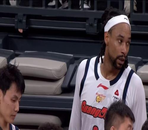 提前退出廣東隊曝薩林杰已加盟波多黎各聯(lián)賽，朱芳雨看走眼了！