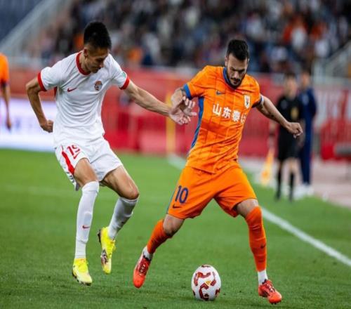 海牛VS泰山首發(fā)：4外援PK！劉騏瑋、陳澤仕連場先發(fā)，克雷桑替補(bǔ)