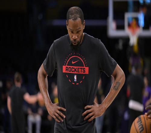 杜蘭特G3未現(xiàn)身替補(bǔ)席惹爭(zhēng)議！和隊(duì)友不和火箭隊(duì)主教練辟謠