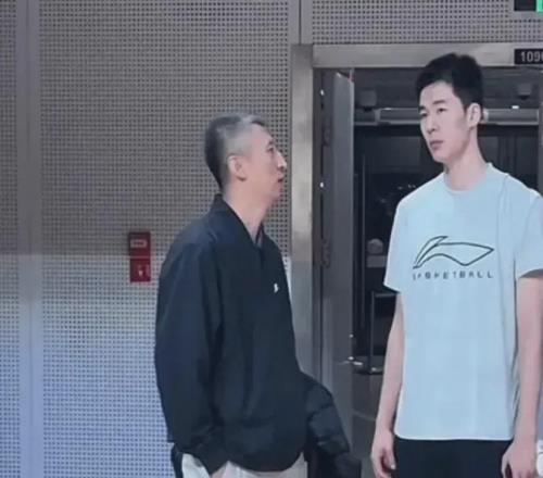 公布了！19人大名單！中國男籃拒絕得分王