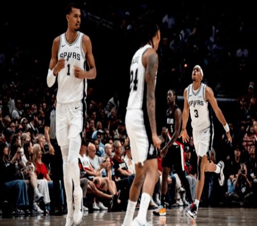 一場11493讓4隊(duì)笑不出來！聯(lián)盟第一瑟瑟發(fā)抖，湖人沒有壓力了