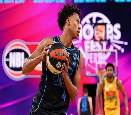 澳洲高潛力側(cè)翼新星不將參加選秀大會(huì)，他是老鷹后場(chǎng)大閘的弟弟