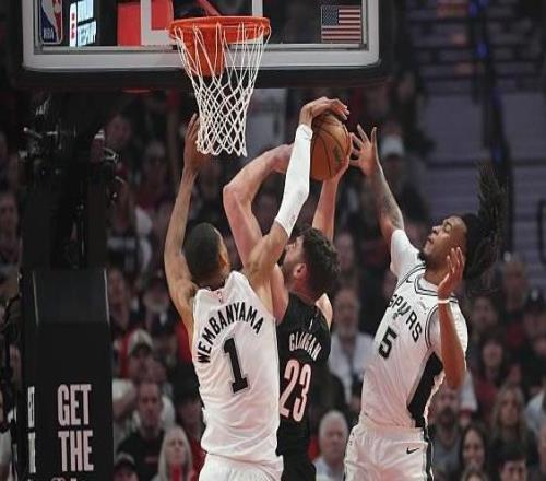 又是一場(chǎng)災(zāi)難級(jí)表現(xiàn)！開(kāi)拓者為什么還要讓他進(jìn)入先發(fā)陣容