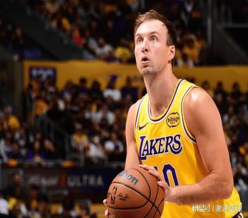 湖人戰(zhàn)略放棄無緣橫掃，詹姆斯體能耗盡，兩后衛(wèi)失去神奇光環(huán)