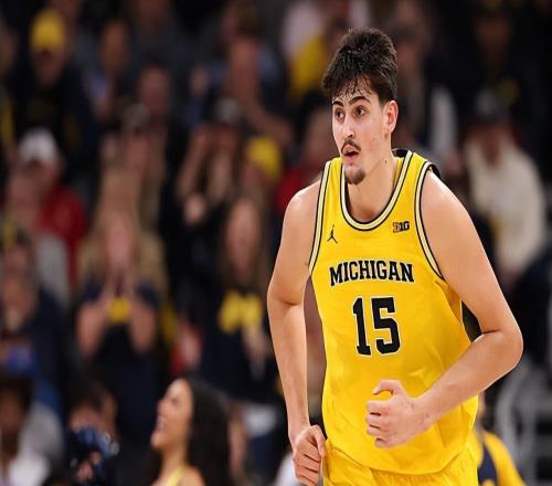 西班牙大三冠軍中鋒將參加NBA選秀大會(huì)，但他也保留了返校資格