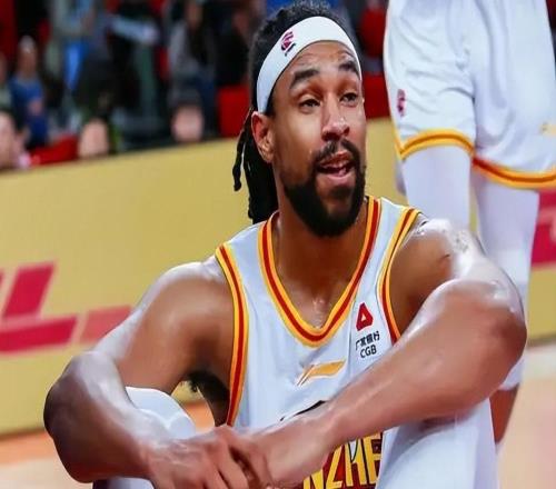 CBA爆雷！薩林杰季后賽前暗簽新隊，杜鋒不聽提醒終被坑