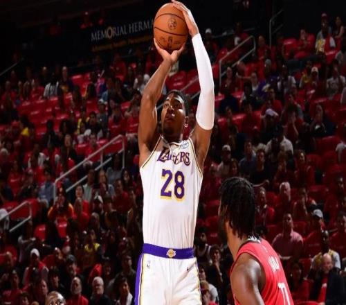 進(jìn)攻效率還算比較穩(wěn)定，湖人會給鋒線大將提供更多球權(quán)支持嗎