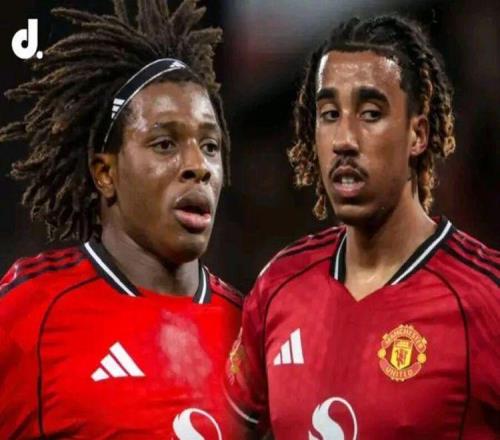 曼聯(lián)夏窗是否簽新中衛(wèi)卡里克回應(yīng)！兩人復(fù)出但德里赫特恐仍報(bào)銷