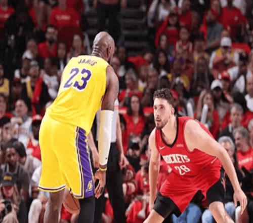 11596！火箭大勝湖人仍13落后，詹姆斯8失誤疲憊，爭(zhēng)主場(chǎng)41