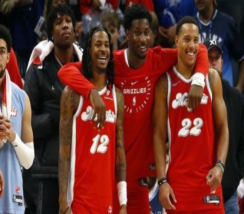 灰熊老鐵來啦！莫蘭特與小賈倫現(xiàn)身魔術(shù)主場，力挺前隊友貝恩