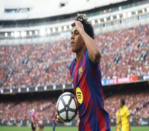 亞馬爾受傷讓人緊張：巴薩爭(zhēng)冠走向暫時(shí)沒(méi)定，西班牙更是愁容滿面