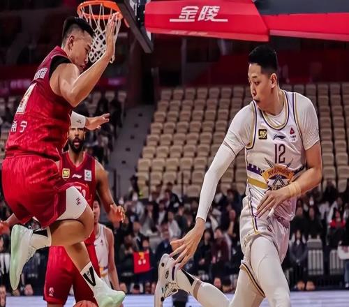 內(nèi)訌后逆襲！賀希寧斬CBAMVP，沈梓捷一句“回防了”解恩怨