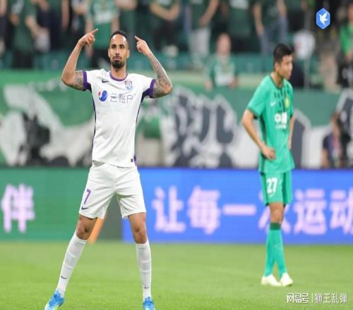 比慘式輸球！國安泰山聯(lián)袂制造中超鬧劇，主帥下課競速成無奈看點