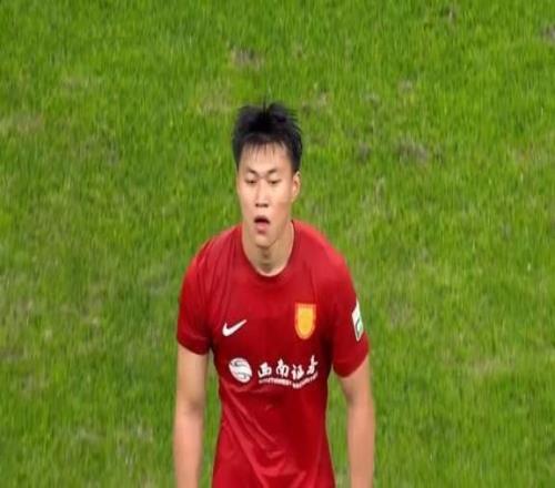 6場1球，向余望餅鋒踢法不適合首發(fā)重慶防守頂級1將有上升空間