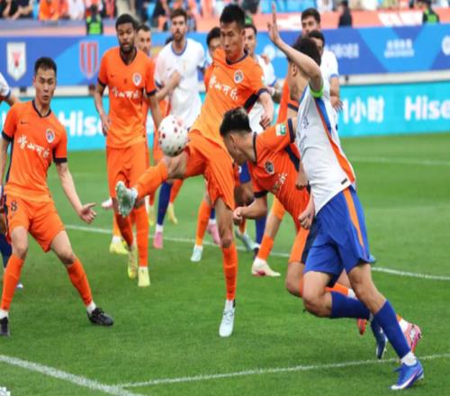 山東泰山1比4負海牛，齊魯?shù)卤葢K敗現(xiàn)體系崩塌，克雷桑破門難救主