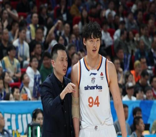 CBA第一爭冠熱門球隊(duì)！一年連拿三冠有望沖第4冠：比廣東北京還猛