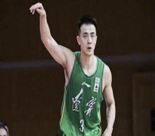 CBA常規(guī)賽MVP候選人名單出爐，胡金秋、賀希寧領(lǐng)銜，徐杰、徐昕、張鎮(zhèn)麟均上榜，趙繼偉無緣榜單