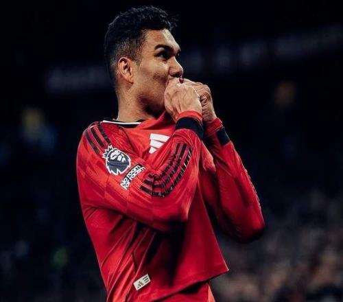 21！卡塞米羅建功，B費(fèi)逼近神紀(jì)錄，曼聯(lián)一舉兩得，向利物浦叫板