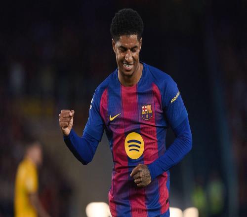 德天空：巴薩不愿花3000萬(wàn)歐買斷拉什福德，正推動(dòng)續(xù)租球員