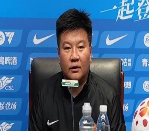 李金羽：球隊(duì)展現(xiàn)出了自身的比賽風(fēng)格，踢出了不一樣的足球