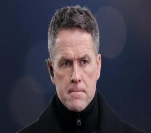 歐文：想看看霍伊倫現(xiàn)在在曼聯(lián)的表現(xiàn)，他當(dāng)時的曼聯(lián)支離破碎