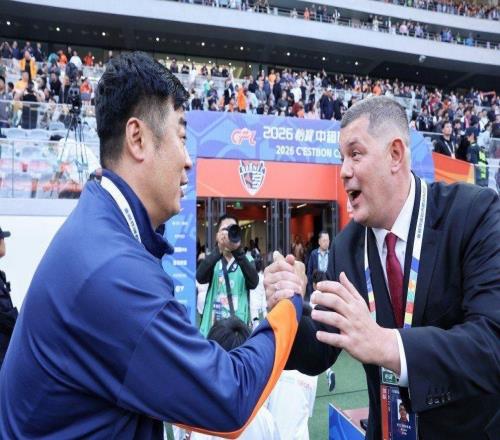 杜辟蹊徑時隔5307天，海牛憑啥再次笑傲“齊魯?shù)卤取? />
<div   id=