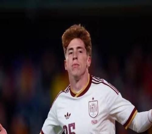 世體：雖然引進(jìn)穆尼奧斯有些復(fù)雜，但巴薩仍將繼續(xù)探索可能性