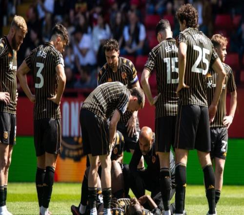 赫爾城球員馬塔佐時(shí)隔424天從ACL恢復(fù)，復(fù)出10分鐘又撕裂了