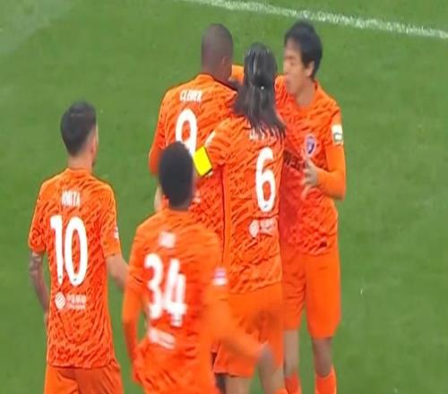 30！31！中超戰(zhàn)報：申花大獲全勝，河南高開低走，大連主場翻車