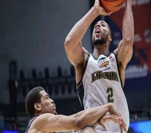 CBA季后賽！遼寧男籃vs山東男籃，賽前帶來遼寧男籃趙繼偉、萊迪、哈維以及山東男籃高詩巖最新消息