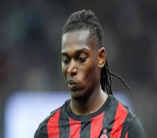 意媒：在圣西羅遭遇噓聲之后，萊奧選擇在社媒上消失一段時間