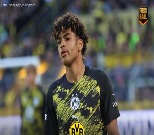 16歲11個月零五天，阿爾伯特成為多特隊史第三年輕出場球員