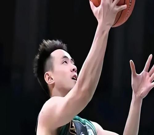 CBA遼魯大戰(zhàn)前，烏戈收到三個(gè)好消息一個(gè)壞消息，二人將決定比賽