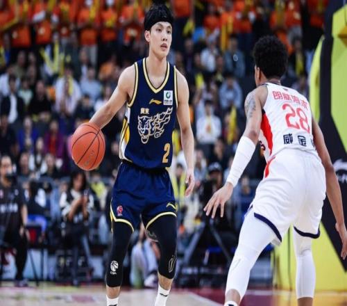 廣東男籃今日早報！廣東主場球迷不買賬，薩林杰深夜發(fā)言，麥考爾回歸備戰(zhàn)