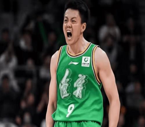 明晚遼寧男籃對(duì)陣山東，傳來3個(gè)好消息和1個(gè)壞消息，趙繼偉狀態(tài)好