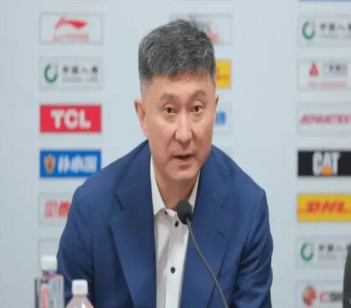 廣東男籃輸球，杜鋒點(diǎn)評(píng)：進(jìn)攻簡單命中率低，季后賽不能這么打