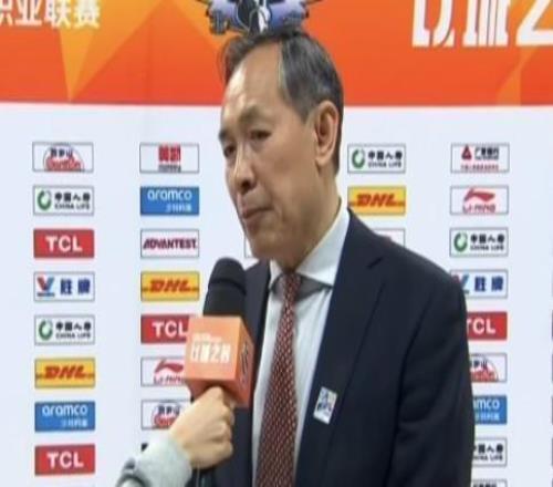 許利民：威廉姆斯打得很好，無(wú)私的球風(fēng)會(huì)在季后賽給球隊(duì)巨大幫助