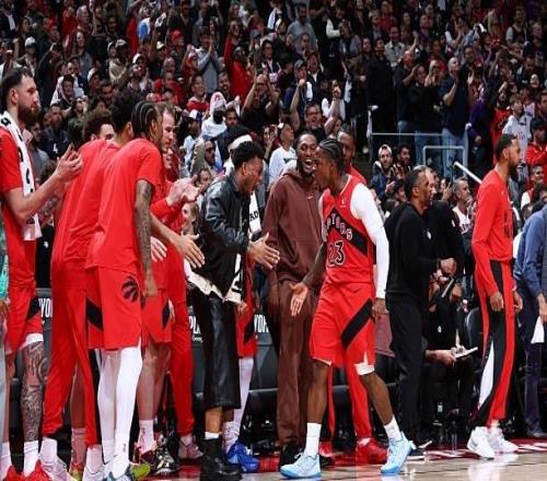 手感依然糟糕透頂，但猛龍?zhí)嫜a控衛(wèi)卻打出了全場最高的正負值