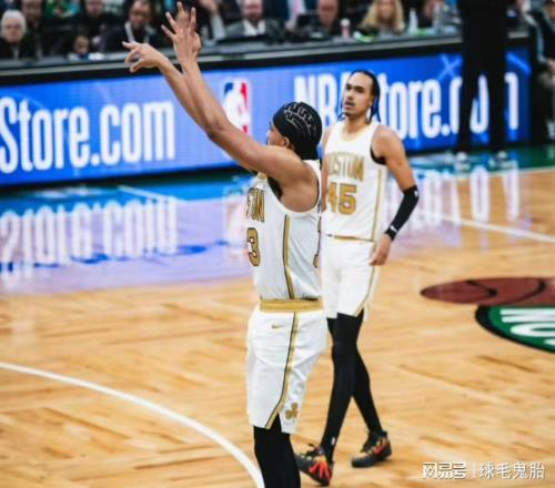 誰敢相信！去年跟腱撕裂，今年滿血回歸，季后賽場均24分