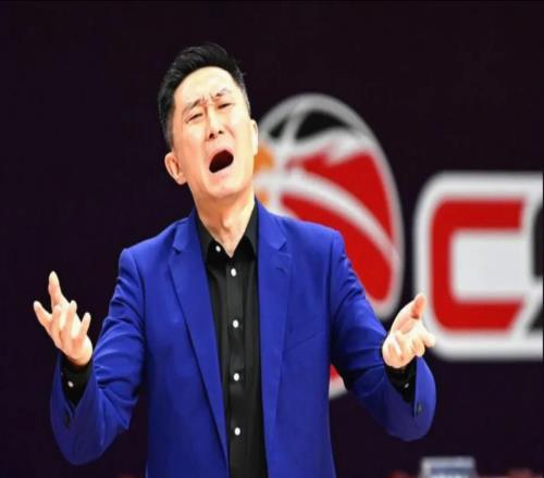 主場(chǎng)輸廣州！杜鋒“哼哈二將”合砍0分，球迷：你倆想做掉書記