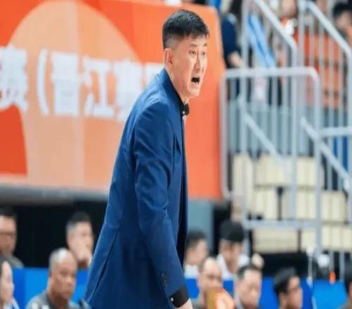 廣東丟G1球迷失望了！喊下課+提前退場，部分球迷還轉(zhuǎn)投廣州