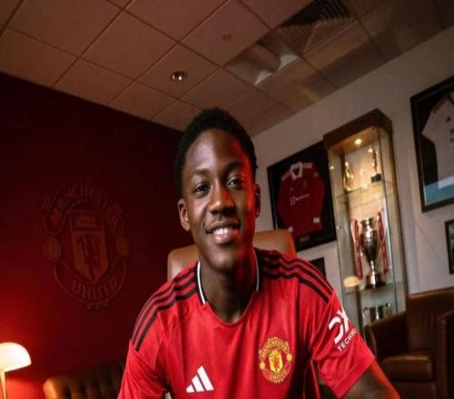 羅馬諾：梅努已簽完新合同，本周官宣